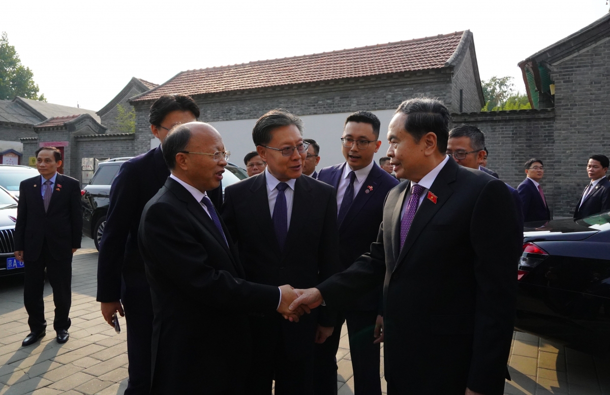 chu tich quoc hoi tran thanh man tham diem lap phap co so tai thu do bac kinh hinh anh 1
