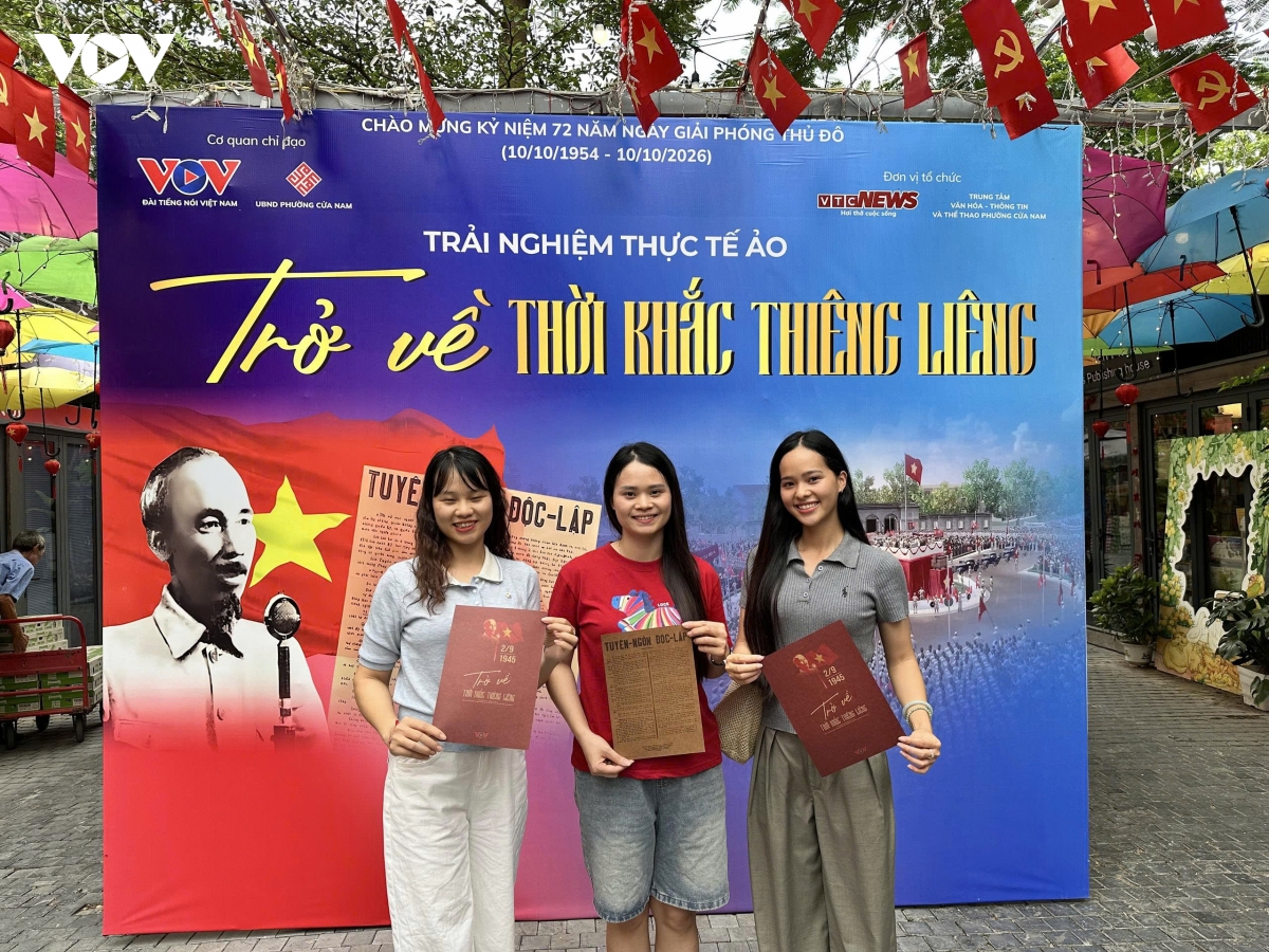 Deo kinh vr, song lai thoi khac bac ho doc tuyen ngon Doc lap hinh anh 2