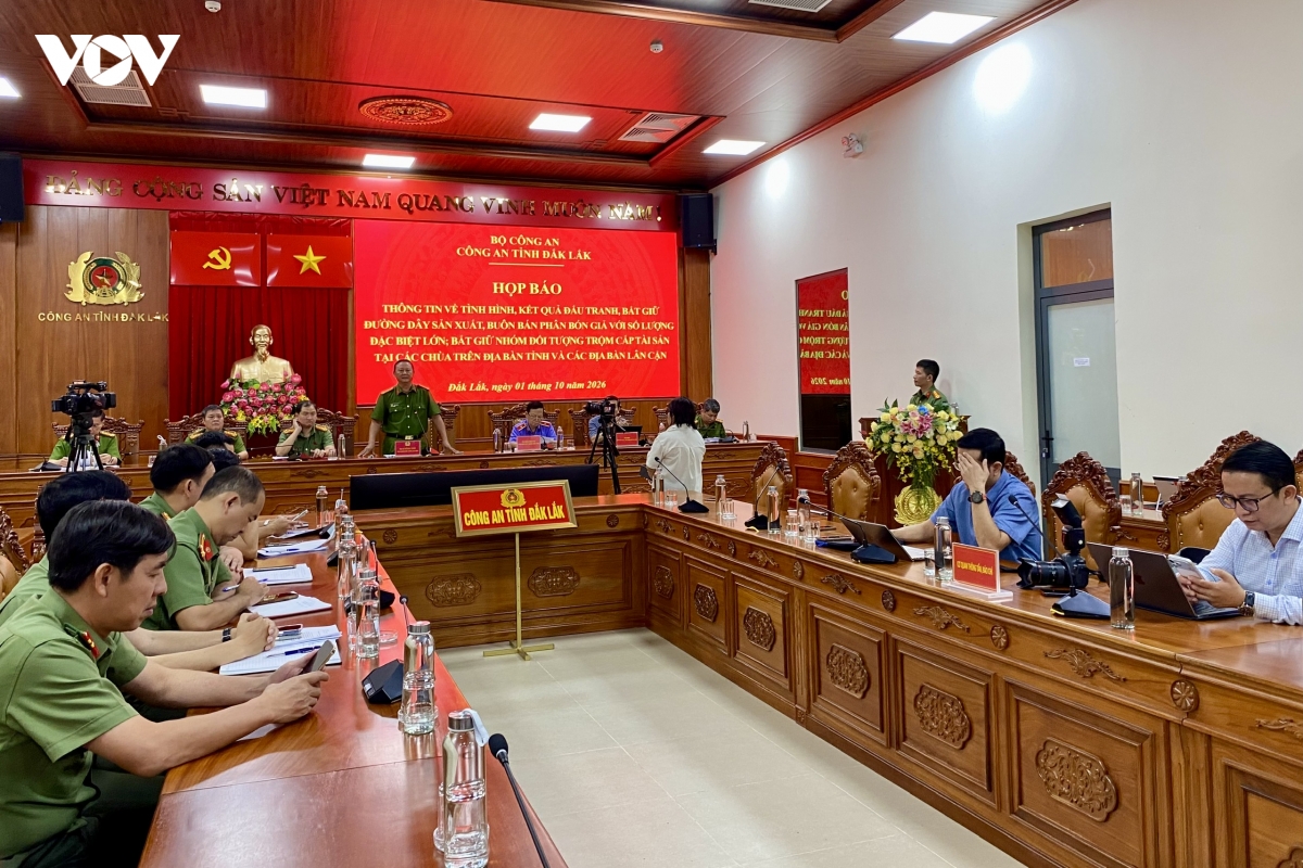 Triệt phá đường dây phân bón giả hơn 24.000 tấn, thu lợi bất chính hơn 60 tỷ đồng
