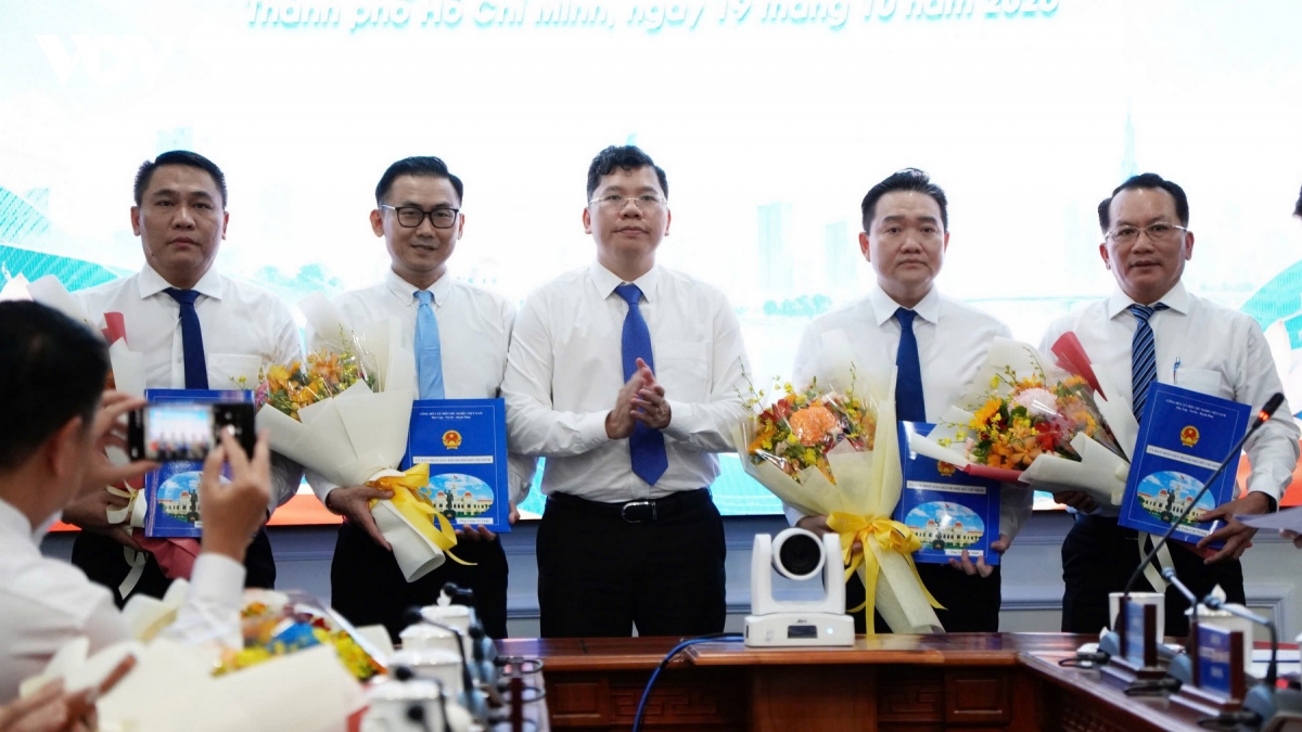 TP.HCM bổ nhiệm Tổng Giám đốc SJC và 6 cán bộ lãnh đạo