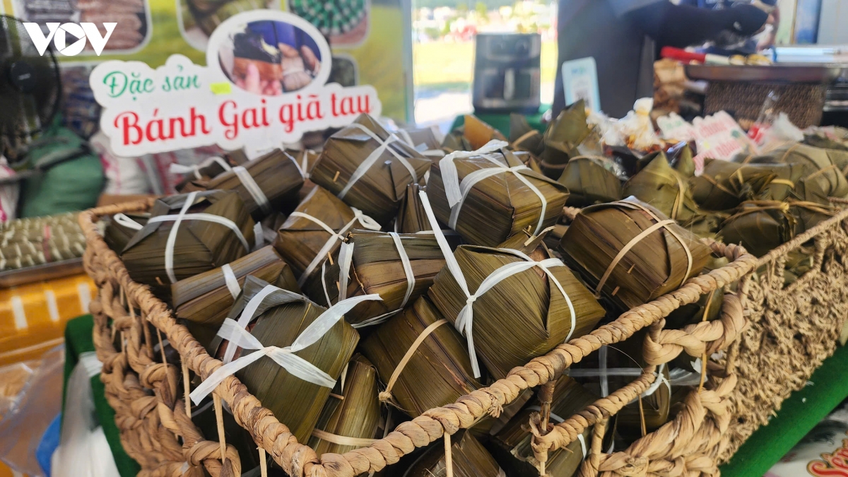 nguoi son la thich thu kham pha food tour tai le hoi ca phe hinh anh 3