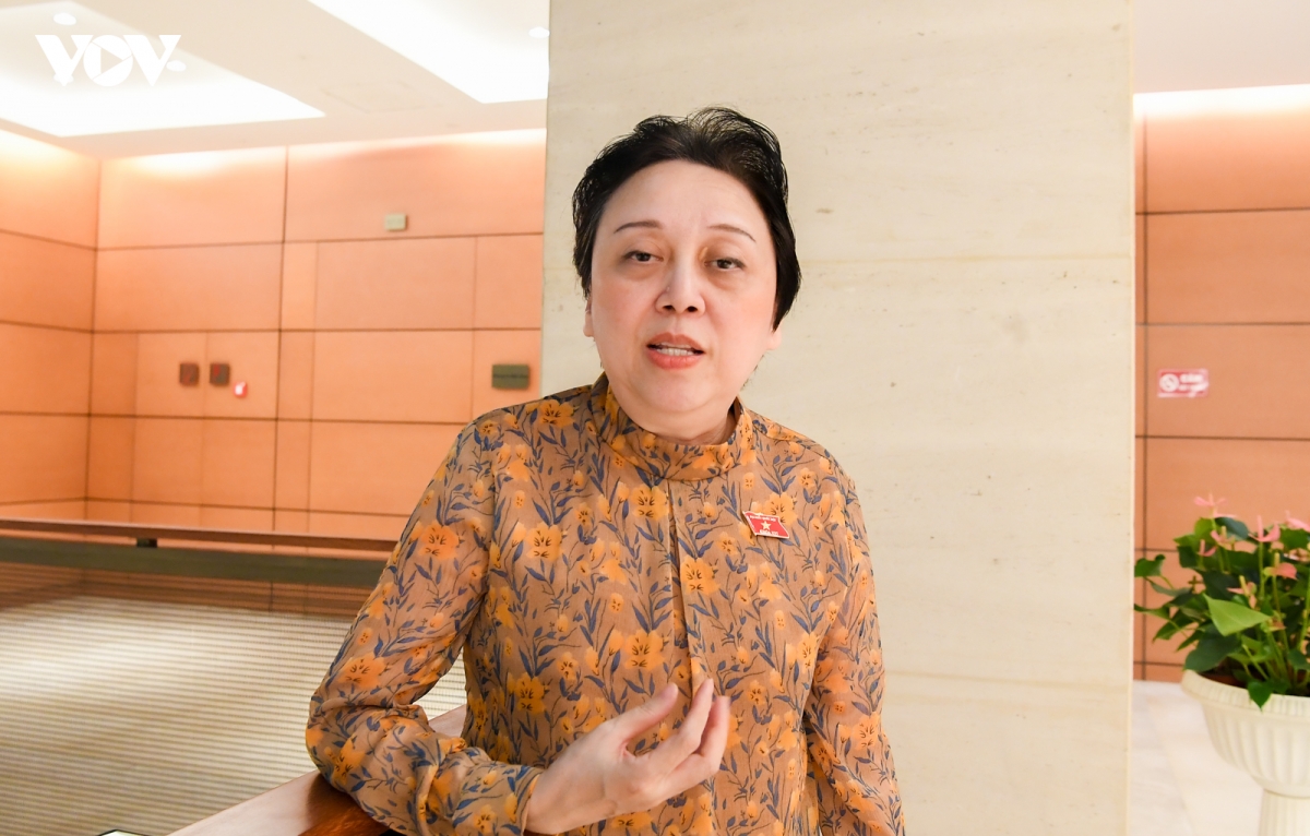 nguoi duoi 18 tuoi hien mo, tang Dai bieu quoc hoi de nghi can nhac rat than trong hinh anh 1