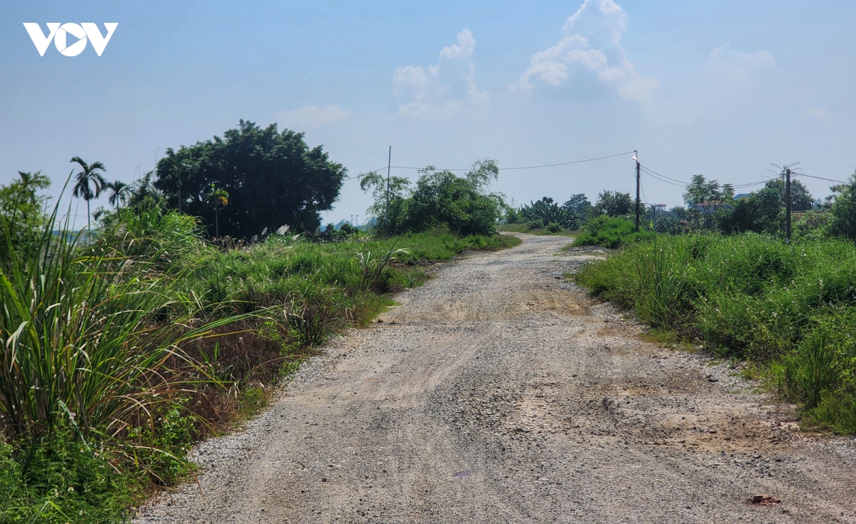 mat de song Day nut toac, cau xay xong nhung thieu duong ket noi o ninh binh hinh anh 17