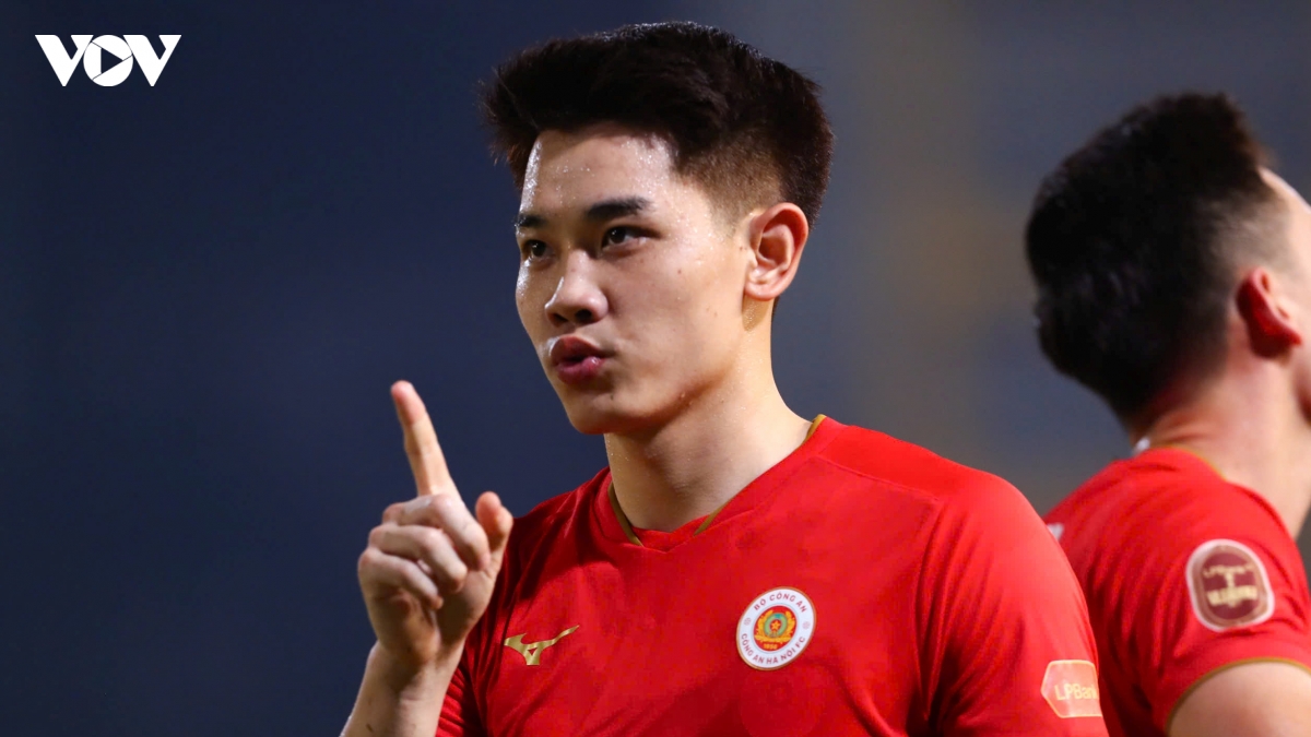 CLB CAHN mất điểm tiếc nuối trong ngày Đình Bắc "khai hỏa" ở V-League 2026/27