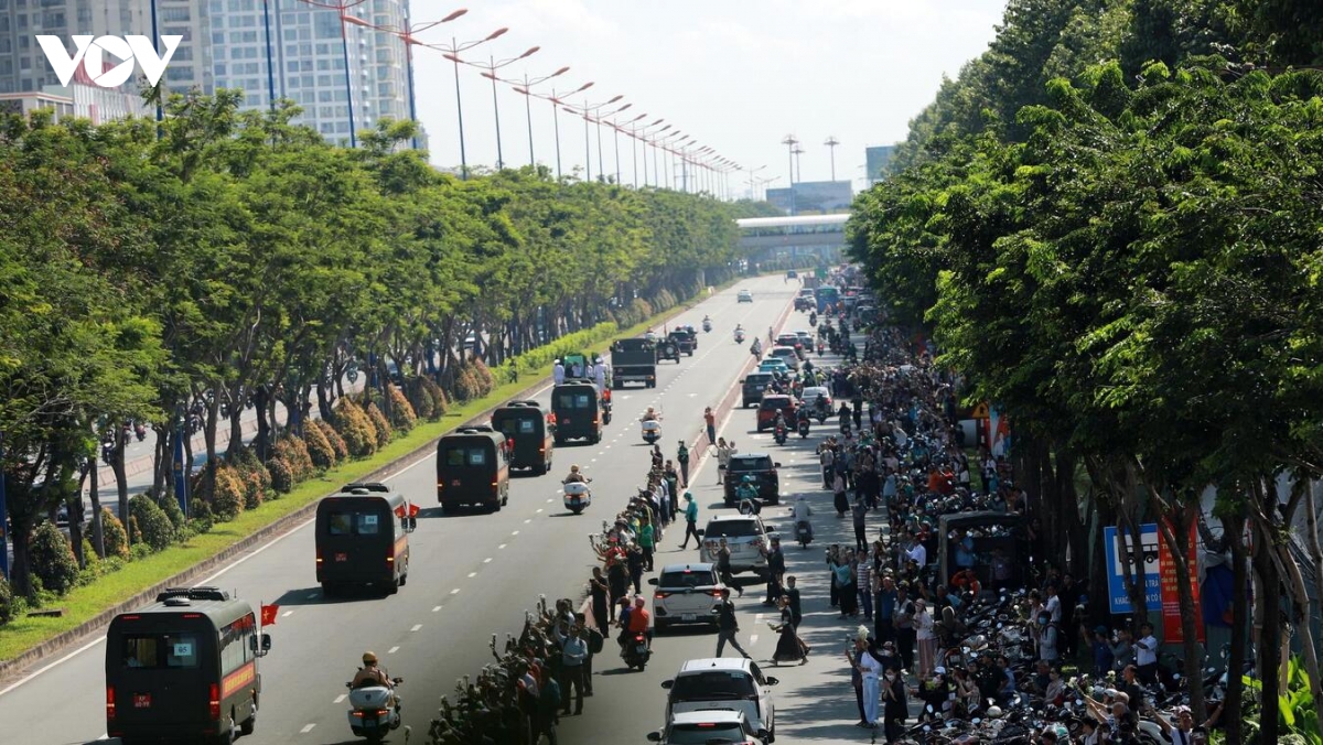 mot cuoc tien dua, nhieu noi mong cho hinh anh 6