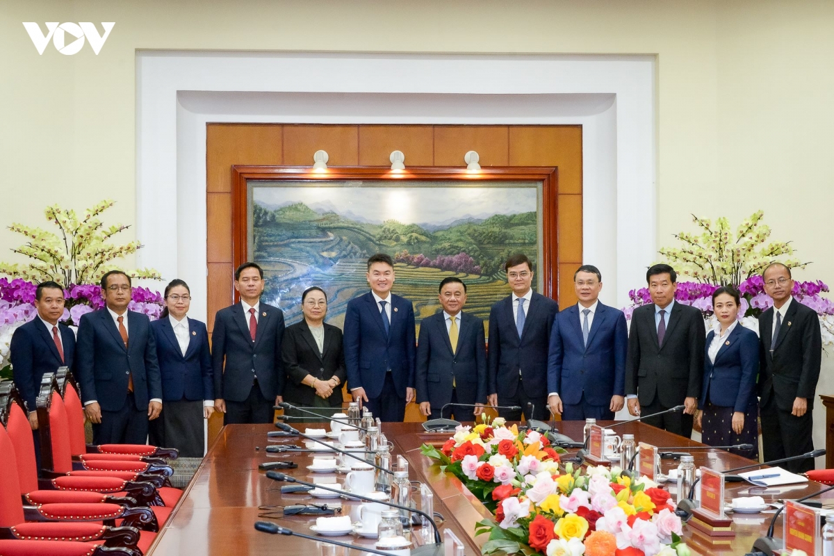 khoi day tinh than trach nhiem va khat vong cong hien cua tuoi tre viet - lao hinh anh 6
