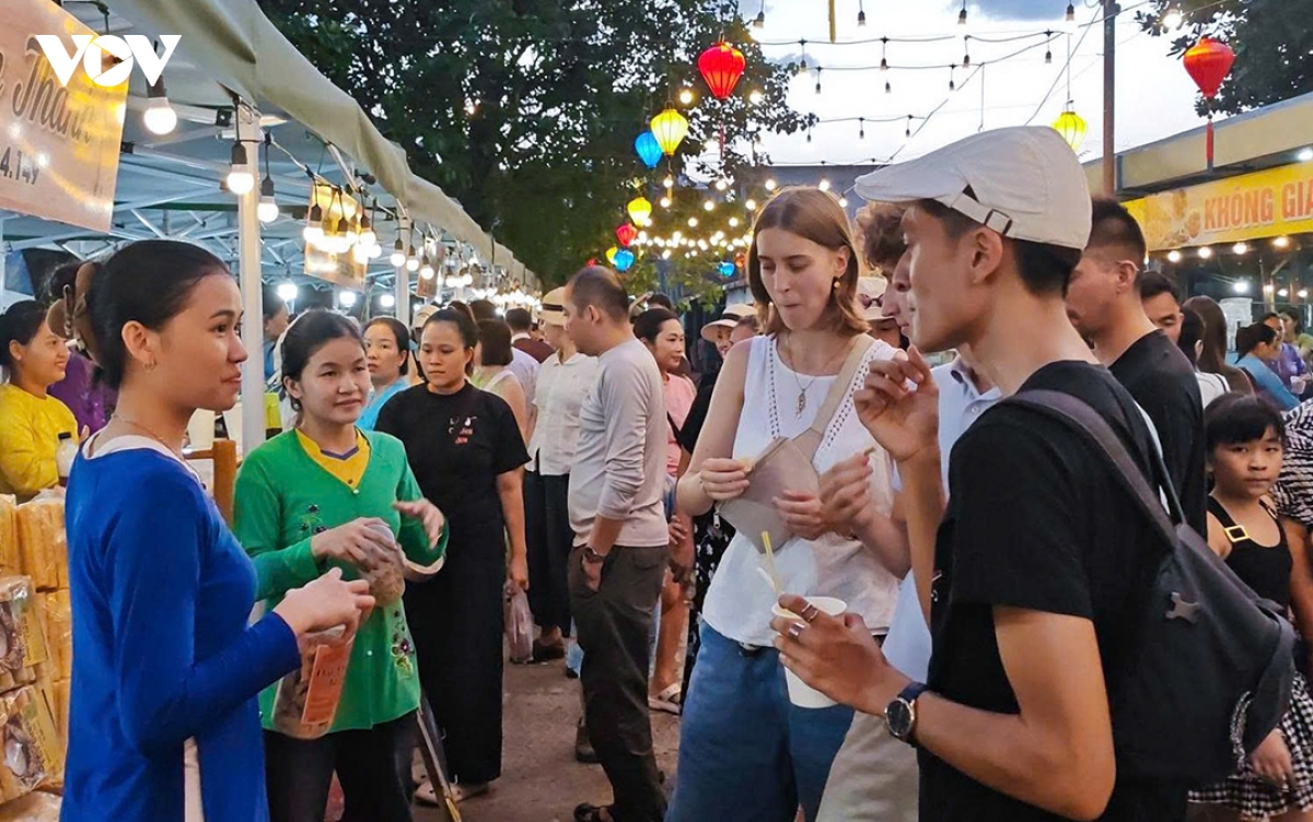 phien cho que hoa vang ket noi tieu thu nong san vung cao Da nang hinh anh 5