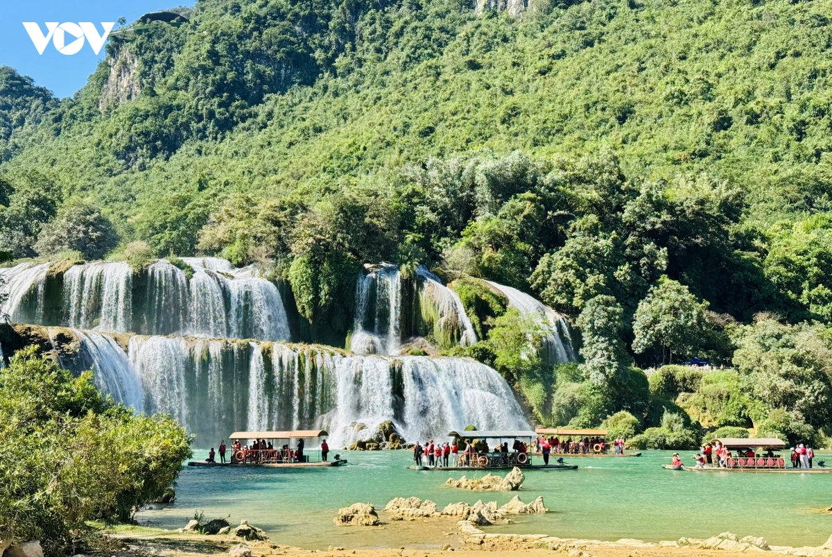 cao bang tang toc thu hut khach du lich dip cuoi nam hinh anh 1
