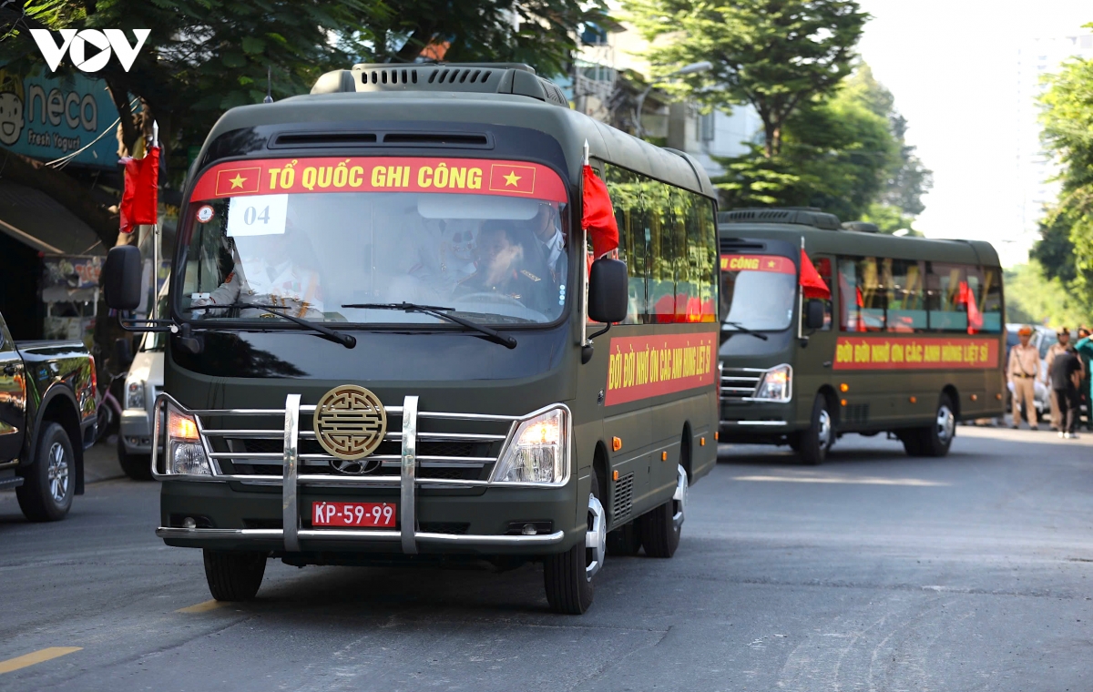 tong duyet le truy dieu, an tang 731 hai cot liet si tai cong vien le thi rieng hinh anh 14