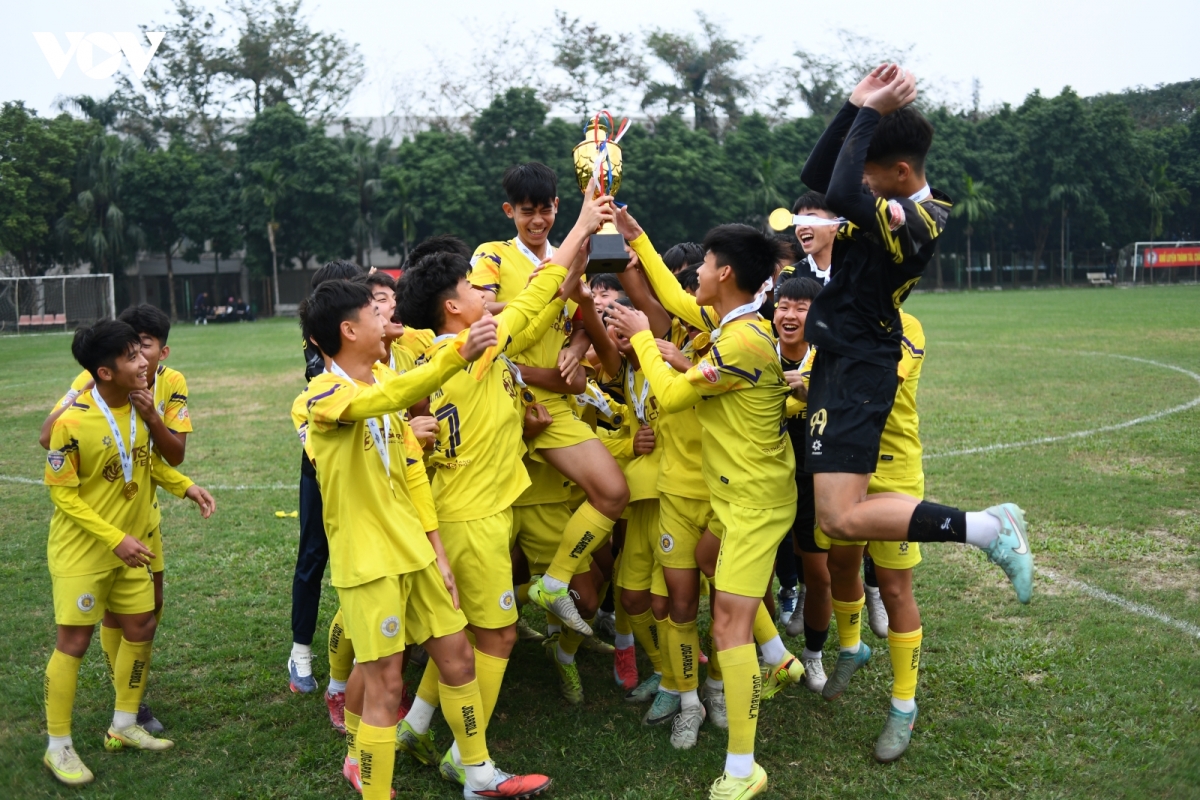 tu sang kien cua ha noi fc den buoc ngoat bat ngo voi bong da tre viet nam hinh anh 4