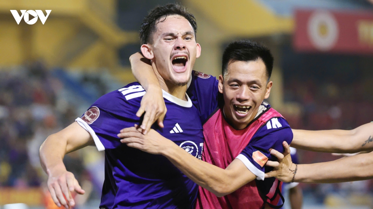 Bảng xếp hạng V-League mới nhất: Hà Nội FC vươn lên áp sát nhóm dẫn đầu
