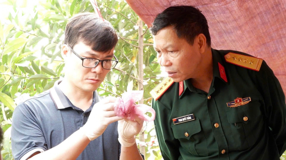 tim thay hai cot liet si le tuoc, nhan vien bao cuu quoc tai thai nguyen hinh anh 4