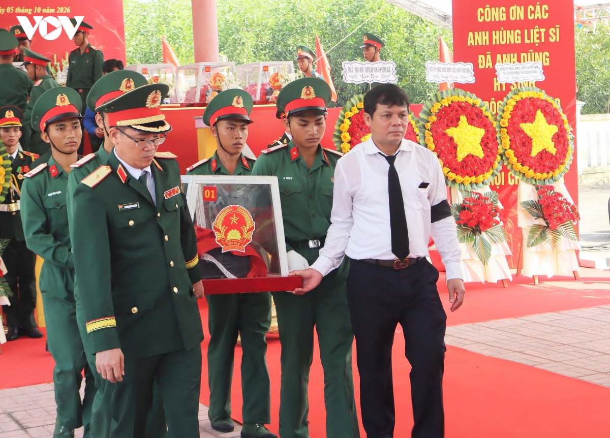 Truy điệu, an táng 12 hài cốt liệt sĩ tại Quảng Ngãi