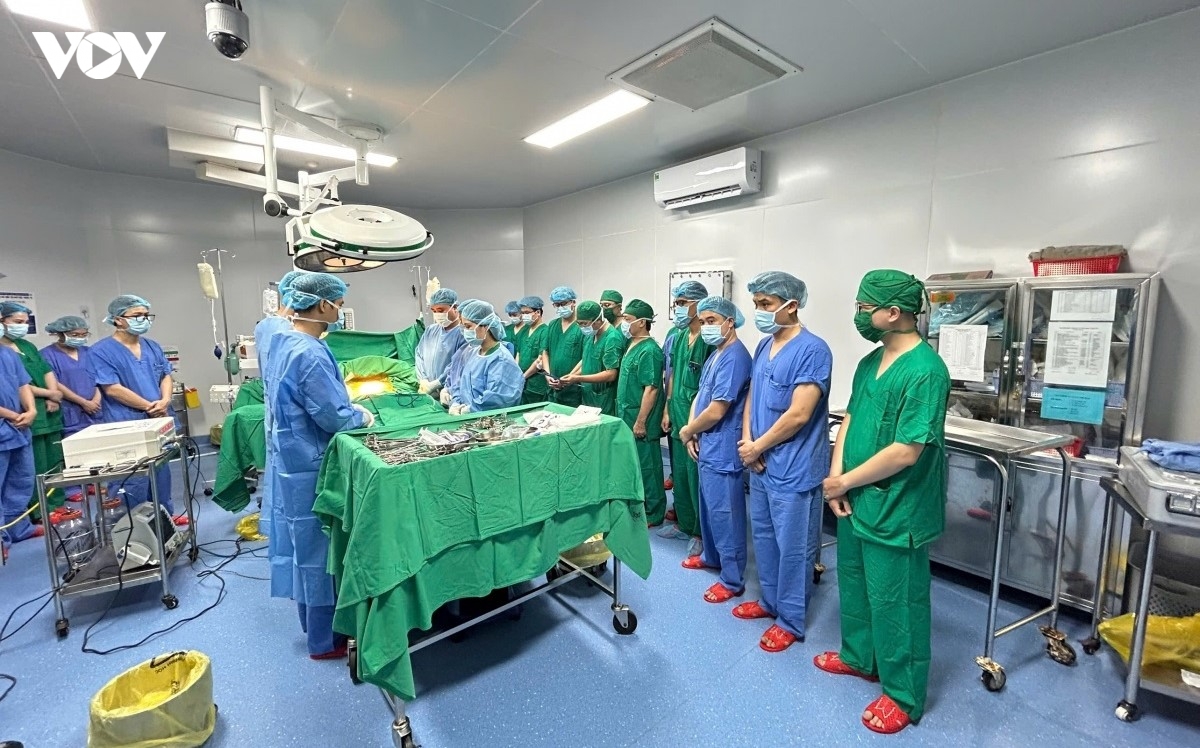 De xuat hien mo, tang o nguoi duoi 18 tuoi chuyen gia luu y quyen tre em hinh anh 2