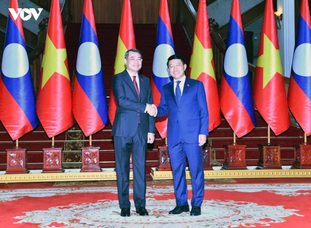 viet nam lao phat huy vai tro nong cot cua quan he chinh tri tin cay hinh anh 1