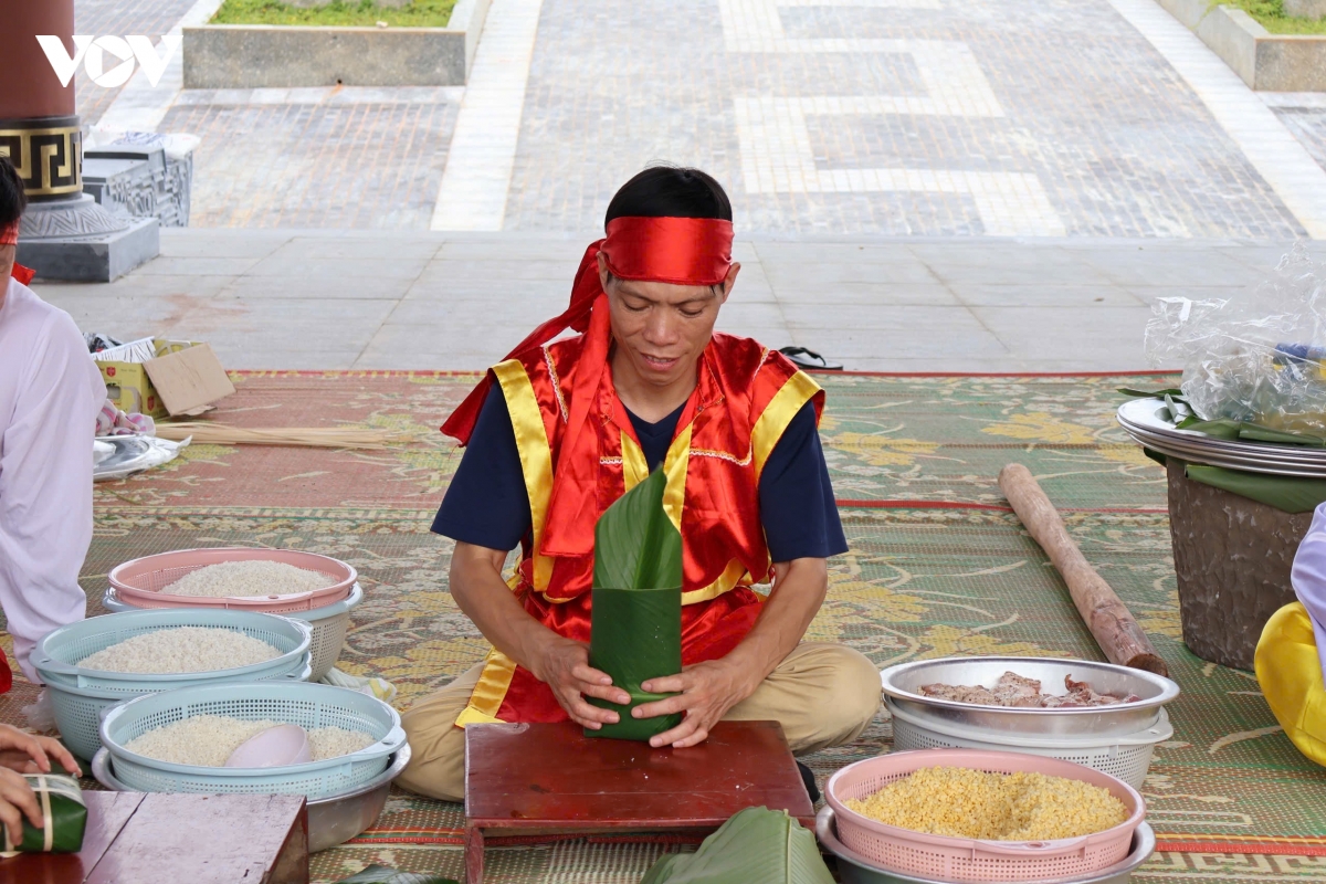 du khach trai nghiem loat di san, phong tuc truyen thong tai ha noi hinh anh 13