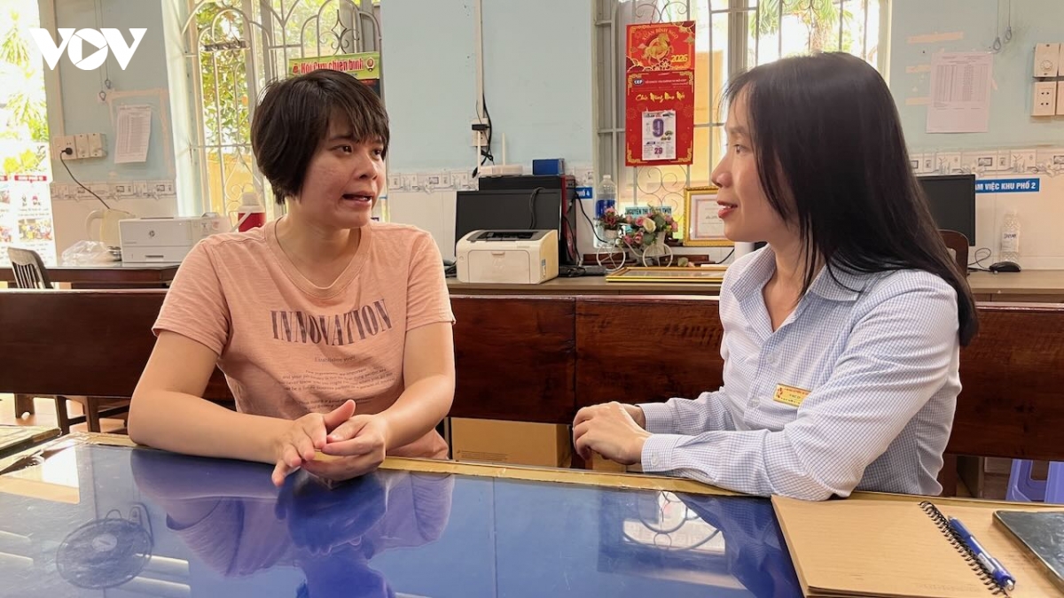 chinh quyen dia phuong 2 cap tai tp.hcm tien cho dan, ap luc cho can bo hinh anh 1