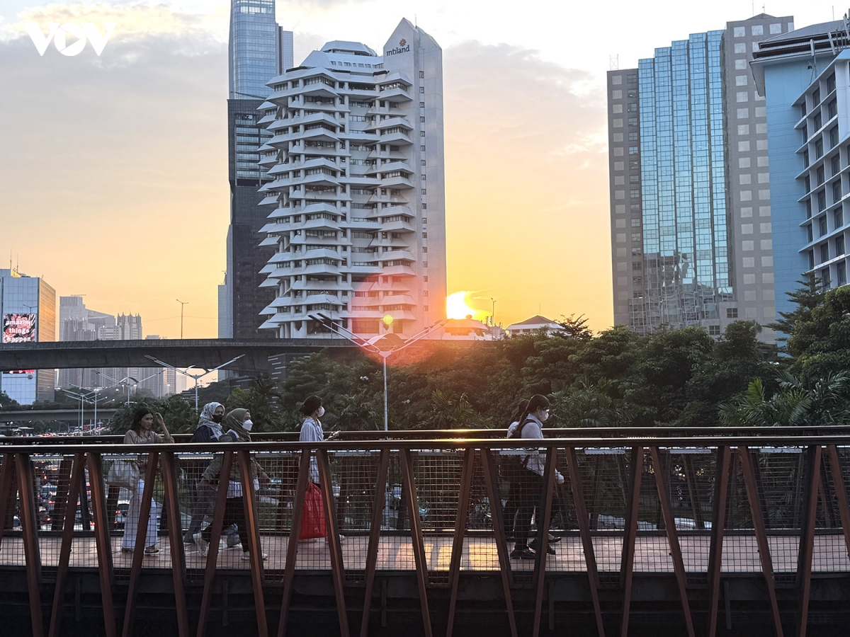 Lựa chọn Co-living để tiết kiệm thời gian và công sức đi lại. Ảnh: VOV-Jakarta