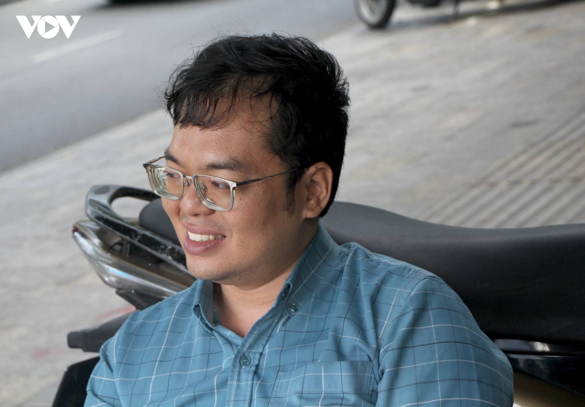hon 40 nam khac chu thu cong chiec can cau com va chu tam truyen doi hinh anh 5