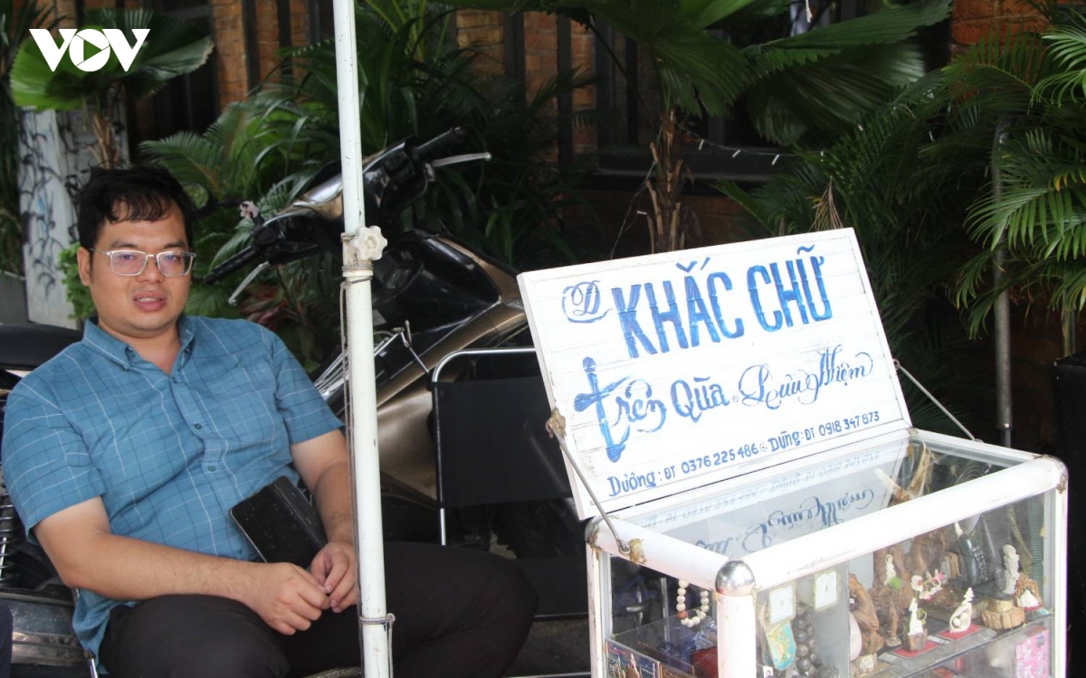 hon 40 nam khac chu thu cong chiec can cau com va chu tam truyen doi hinh anh 6