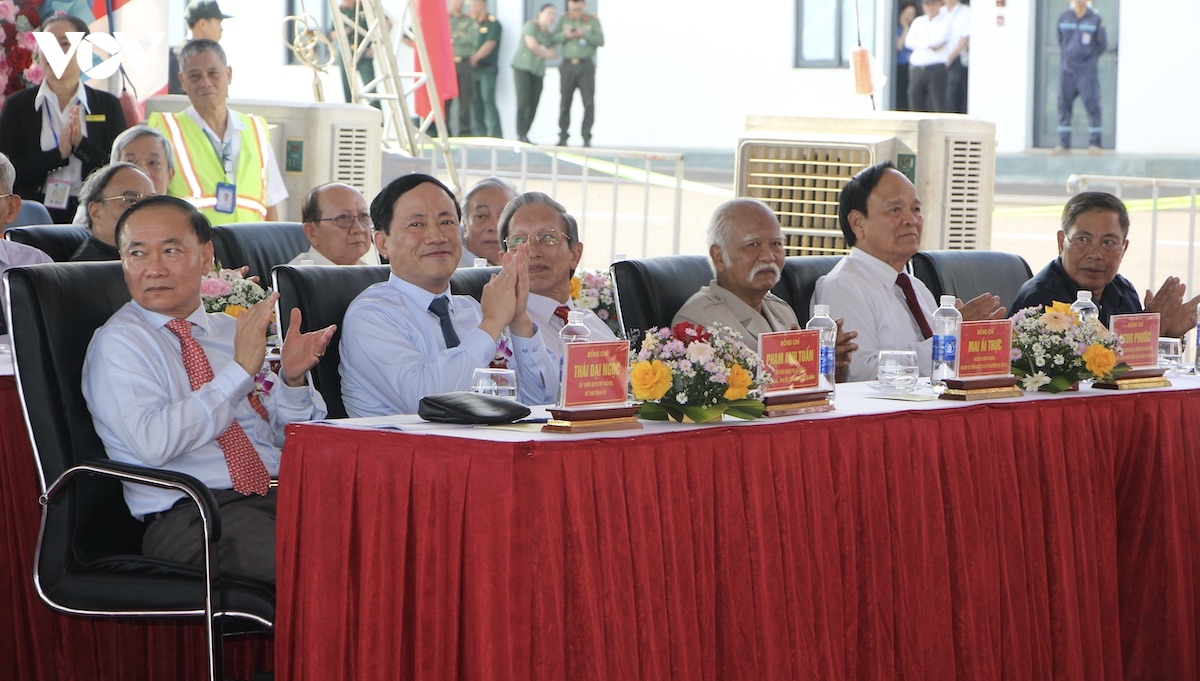 pho thu tuong ho quoc dung du khanh thanh duong bang so 2 san bay phu cat hinh anh 1