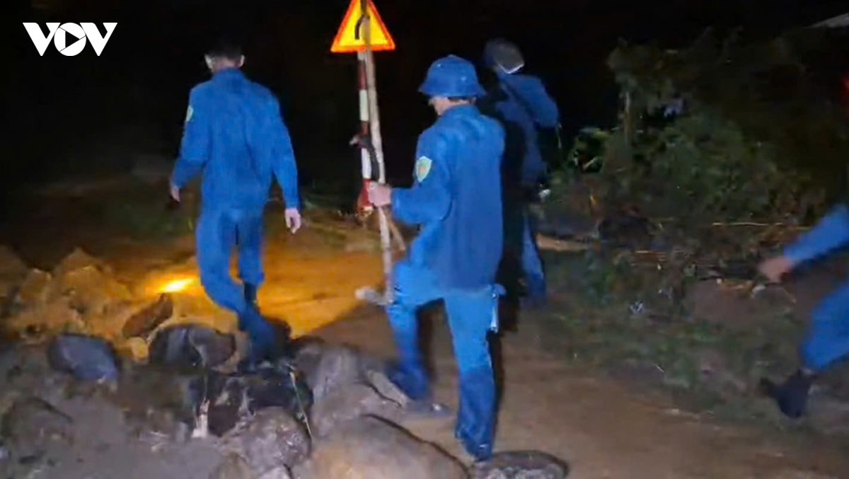 lam Dong khac phuc dat da vui lap mat duong thong quoc lo 55 hinh anh 1