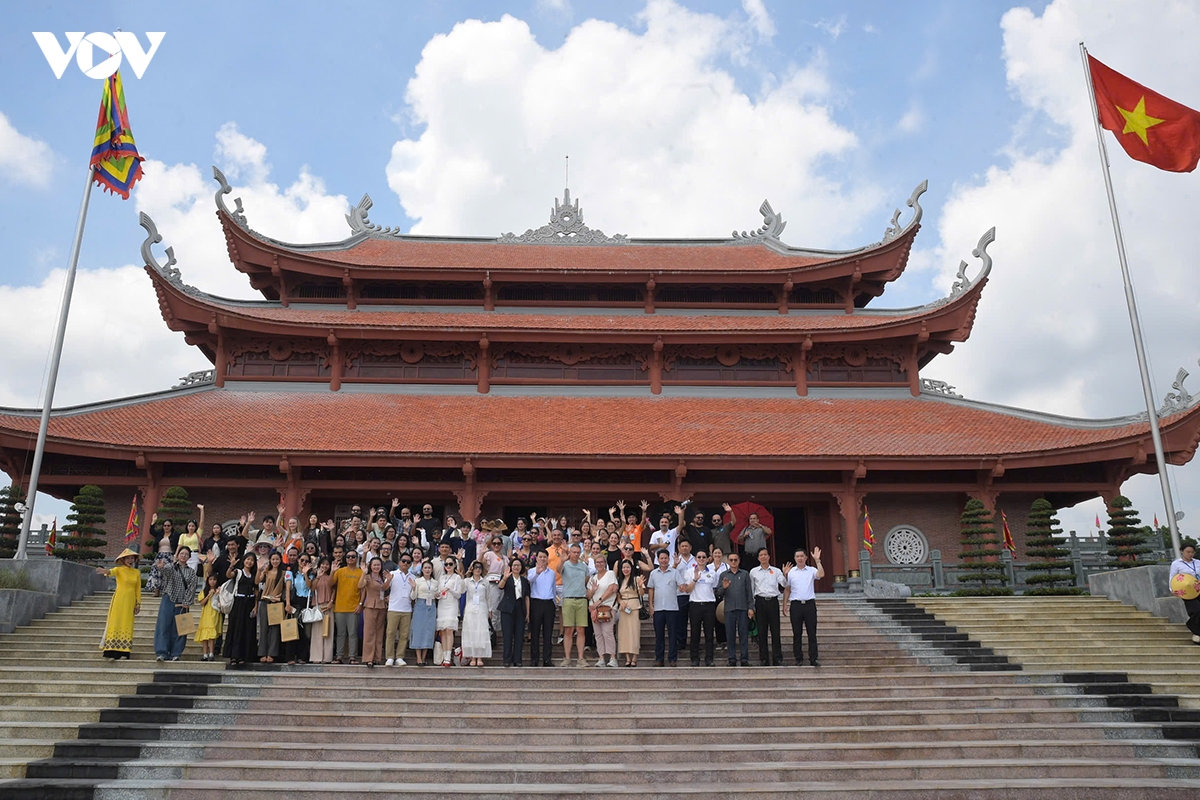 le hoi van hoa the gioi tai ha noi lan toa sac mau 54 dan toc viet nam hinh anh 3