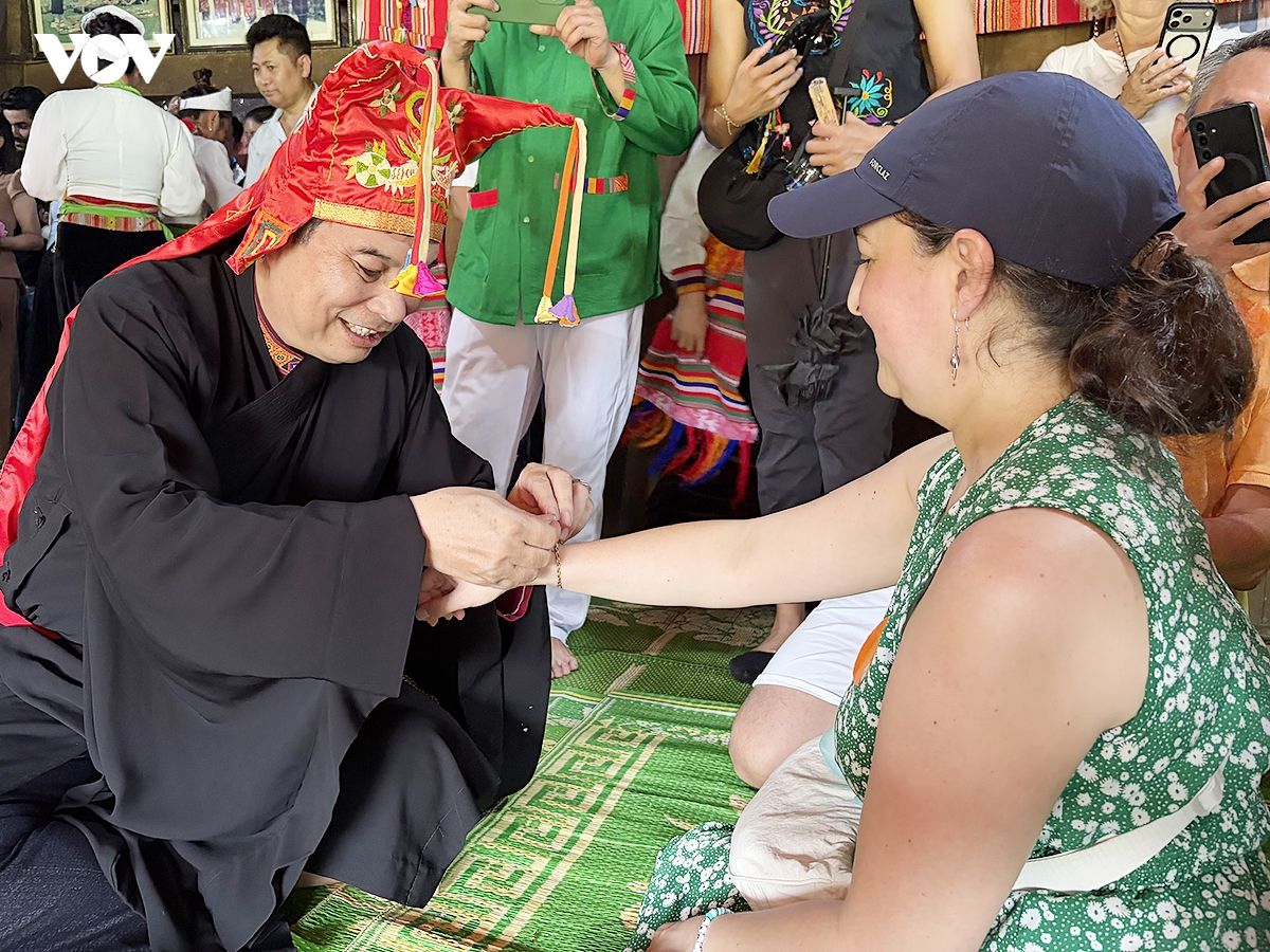 le hoi van hoa the gioi tai ha noi lan toa sac mau 54 dan toc viet nam hinh anh 5