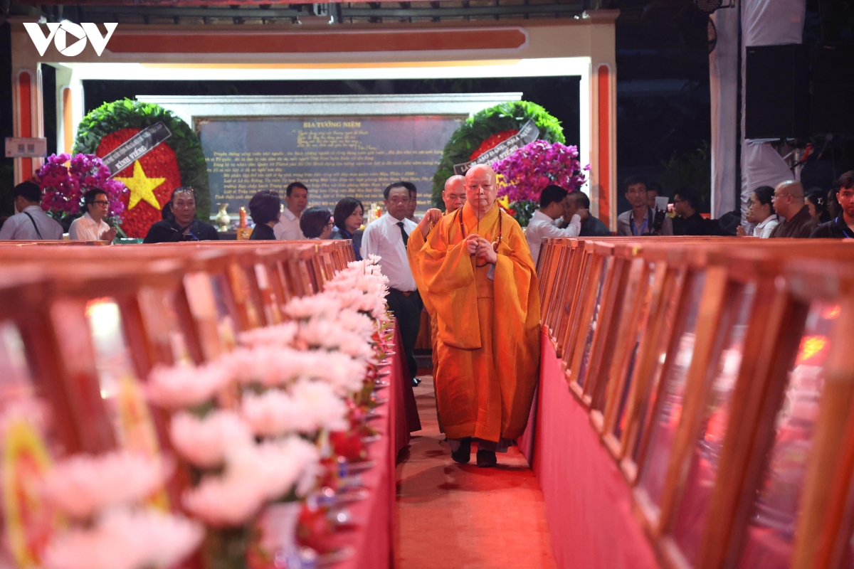 le cau nguyen tuong niem 731 liet si tai cong vien le thi rieng hinh anh 6