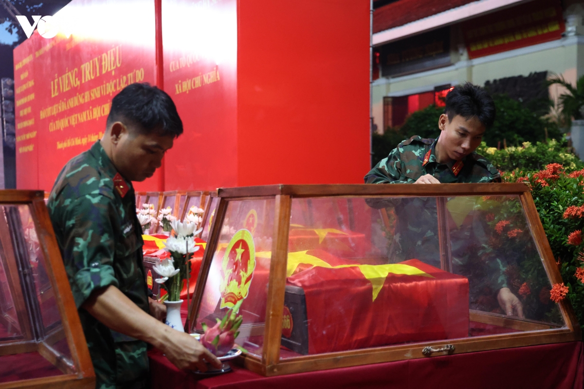 le cau nguyen tuong niem 731 liet si tai cong vien le thi rieng hinh anh 4