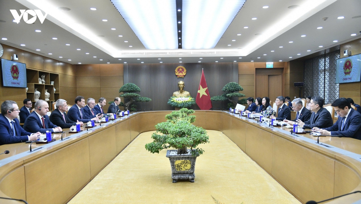 thu tuong le minh hung tiep bo truong ngoai giao belarus hinh anh 2