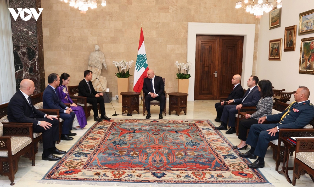 lebanese president hails vietnam s development achievements picture 1