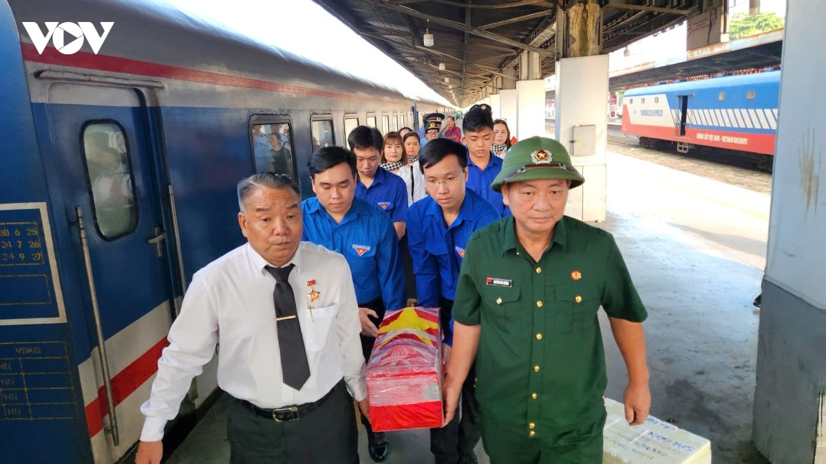 Lần đầu đưa hài cốt liệt sĩ từ Quảng Trị về TP.HCM bằng tàu hỏa