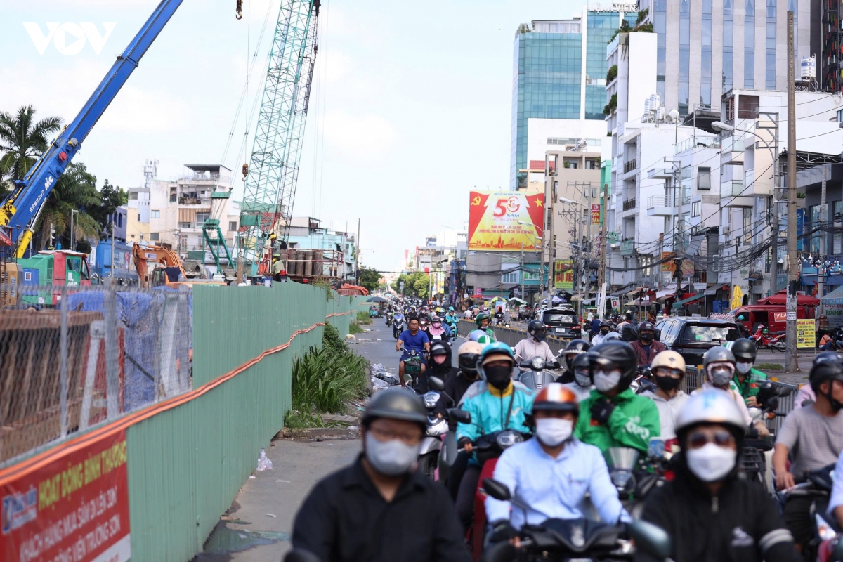 TP.HCM điều chỉnh làn đường Trường Chinh khi thi công tuyến Metro số 2