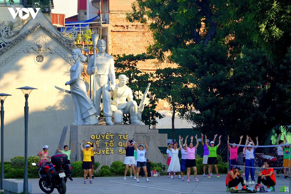 lang man nang som thu ha noi hinh anh 2