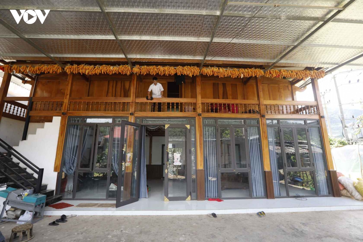 tu nhung cuoc doi hoi sinh den ban lang khong ma tuy hinh anh 2