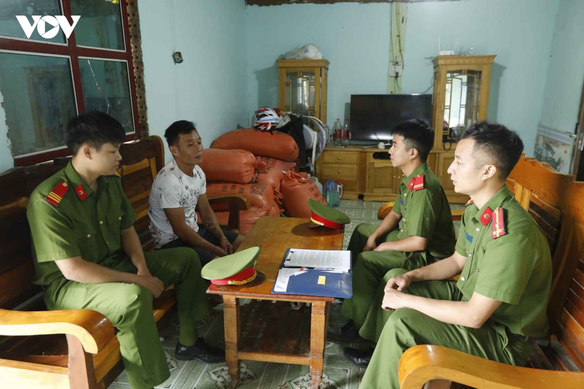tu nhung cuoc doi hoi sinh den ban lang khong ma tuy hinh anh 3