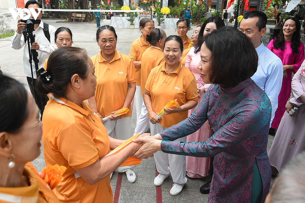 nha van hoa to dan pho xuan la 2 Diem hen van hoa va cong nghe hinh anh 9