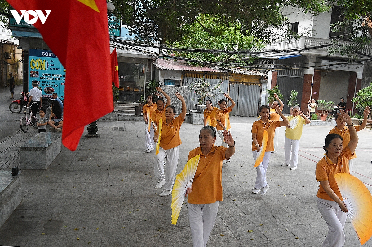 nha van hoa to dan pho xuan la 2 Diem hen van hoa va cong nghe hinh anh 4
