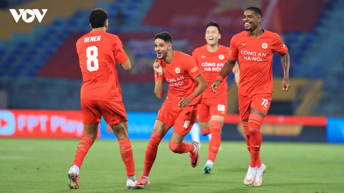 vong 4 v-league 2026 27 ruc lua derby thu do giua clb cahn va ha noi fc hinh anh 1