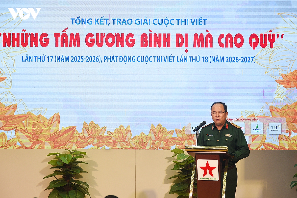 trao giai cuoc thi viet nhung tam guong binh di ma cao quy lan thu 17 hinh anh 9