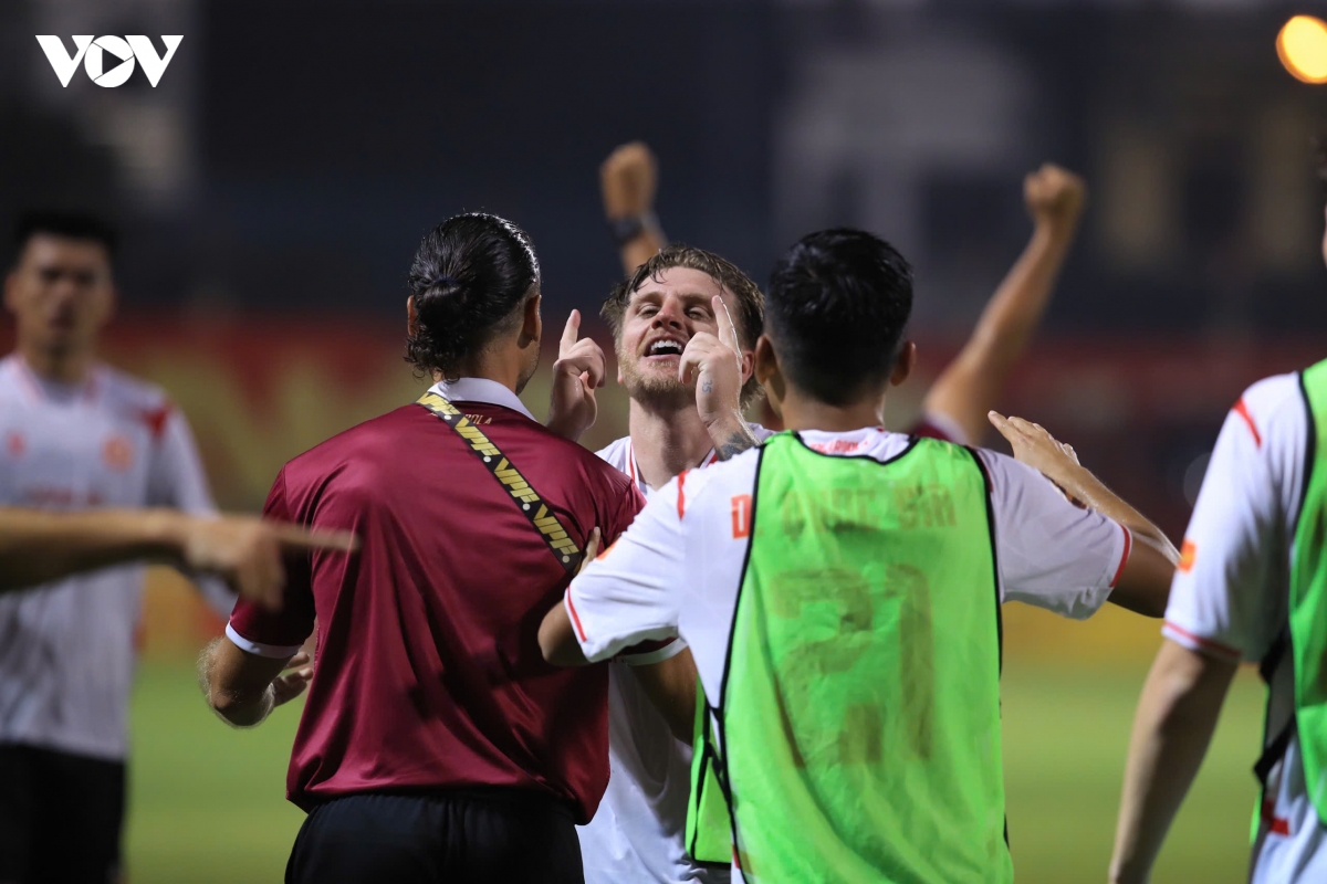 ket qua v-league clb ca tp.hcm thang kich tinh ninh binh, ha noi fc thua Da nang hinh anh 1