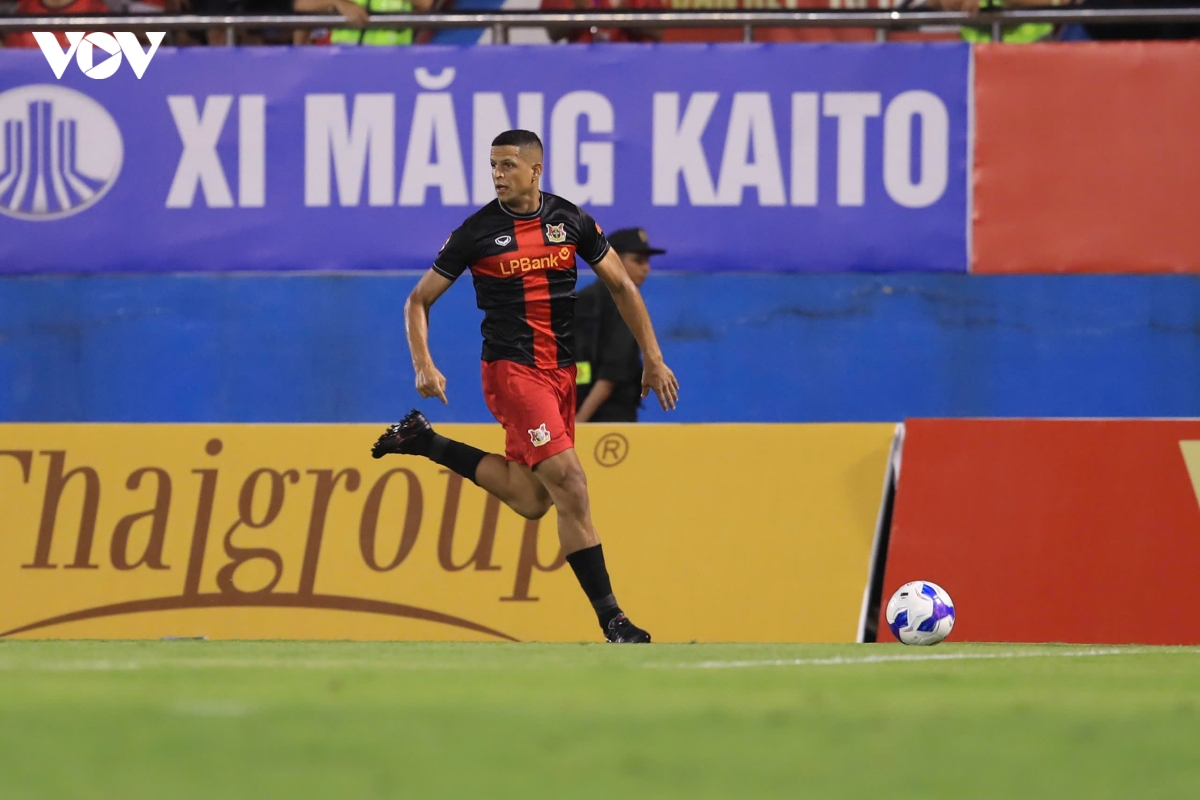 ket qua v-league clb ca tp.hcm thang kich tinh ninh binh, ha noi fc thua Da nang hinh anh 11
