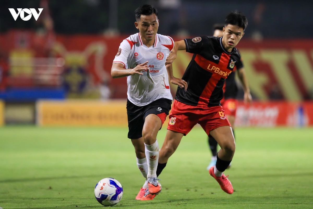 ket qua v-league clb ca tp.hcm thang kich tinh ninh binh, ha noi fc thua Da nang hinh anh 15