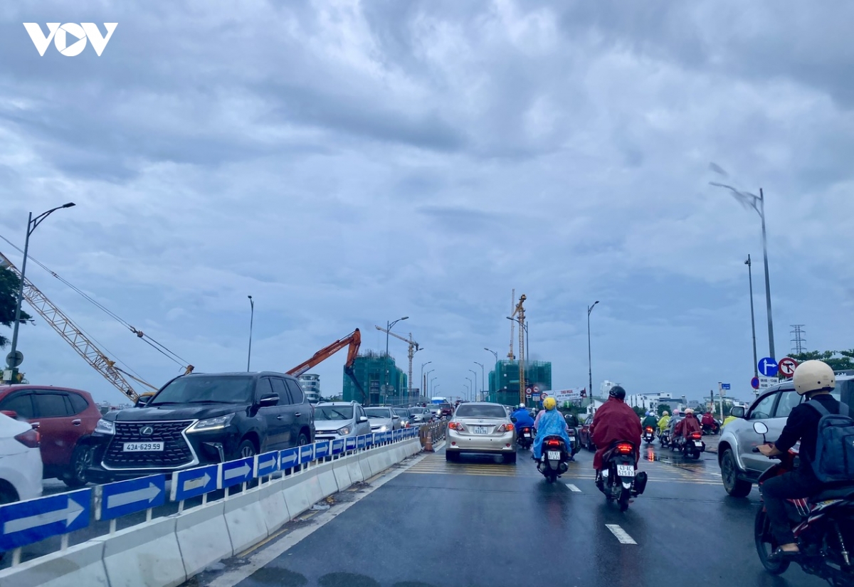 Da nang phan luong, cam xe phuc vu thi cong nut giao cau hoa xuan tu ngay 31 10 hinh anh 1