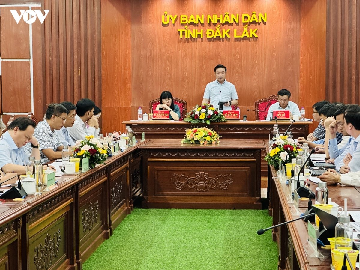 Dak lak ap kpi lanh dao xa, phuong, thuc tang truong giua mua mua bao hinh anh 1