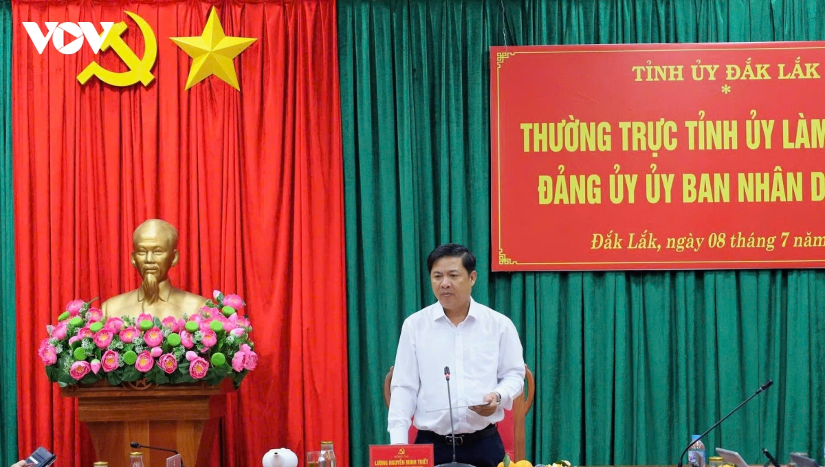 thieu can bo va loi giai cho ap luc cong viec o cap xa, phuong o Dak lak hinh anh 5