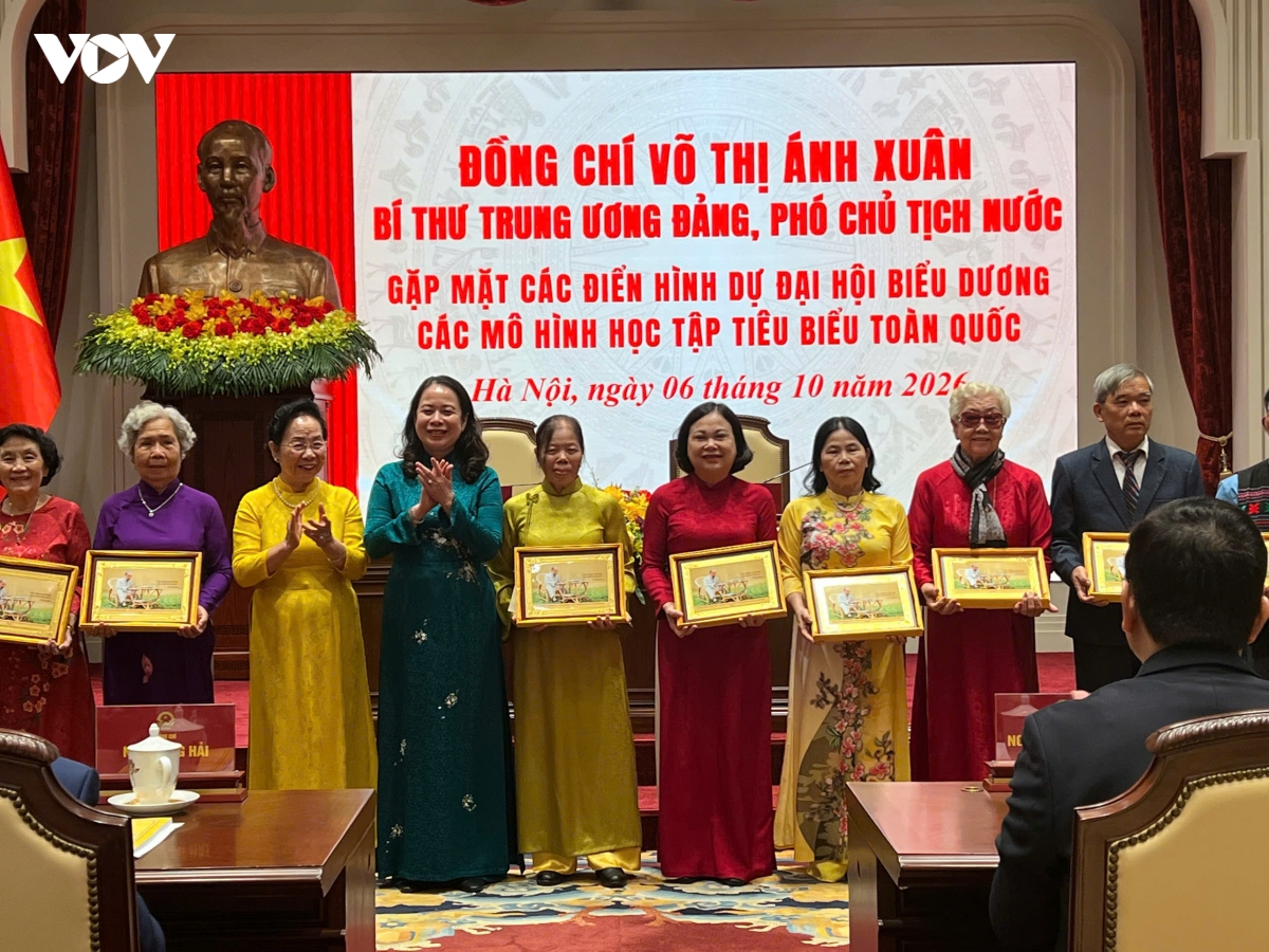 pho chu tich nuoc hieu hoc va trong hien tai la truyen thong quy bau cua dan toc hinh anh 3