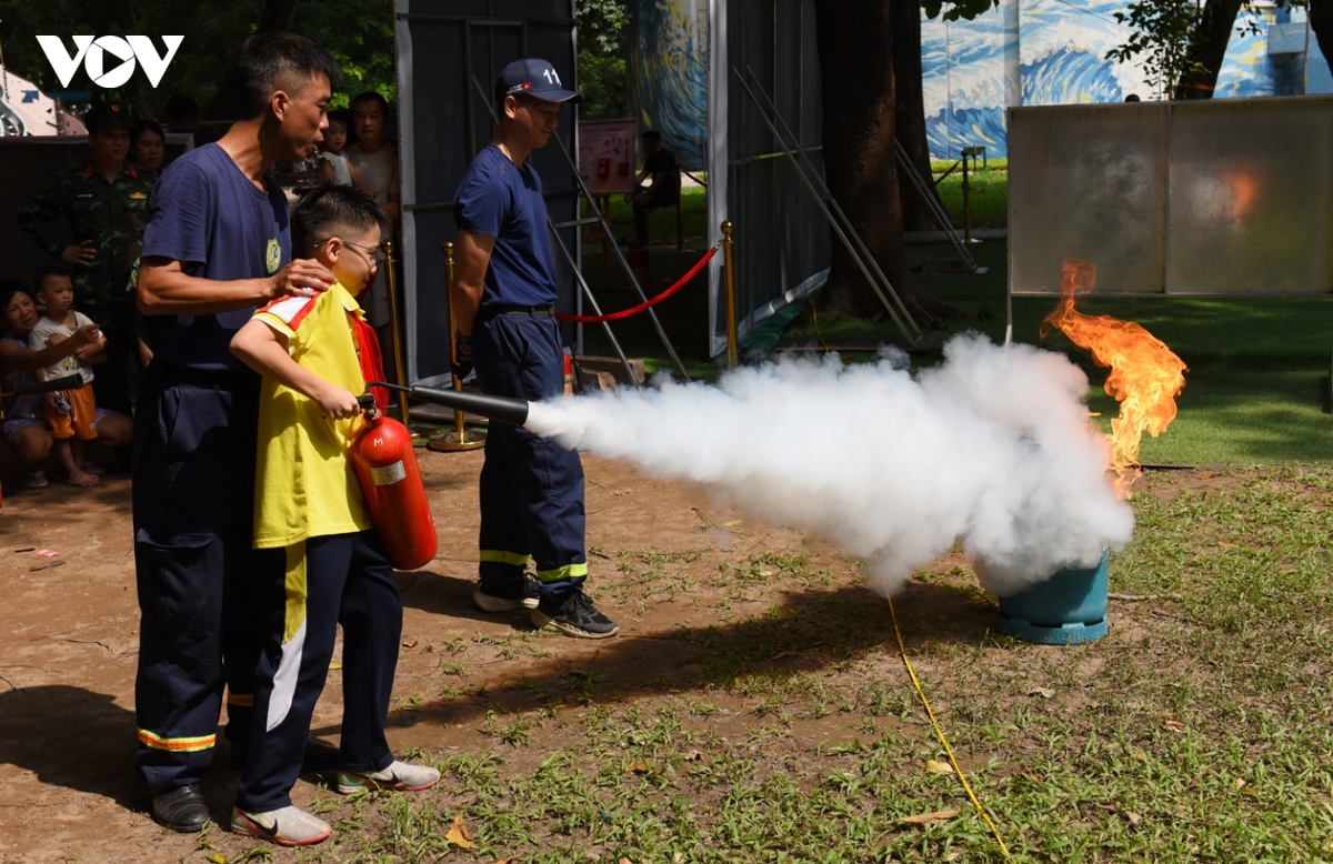 Công an phường Hai Bà Trưng, Hà Nội ra mắt mô hình trải nghiệm phòng cháy
