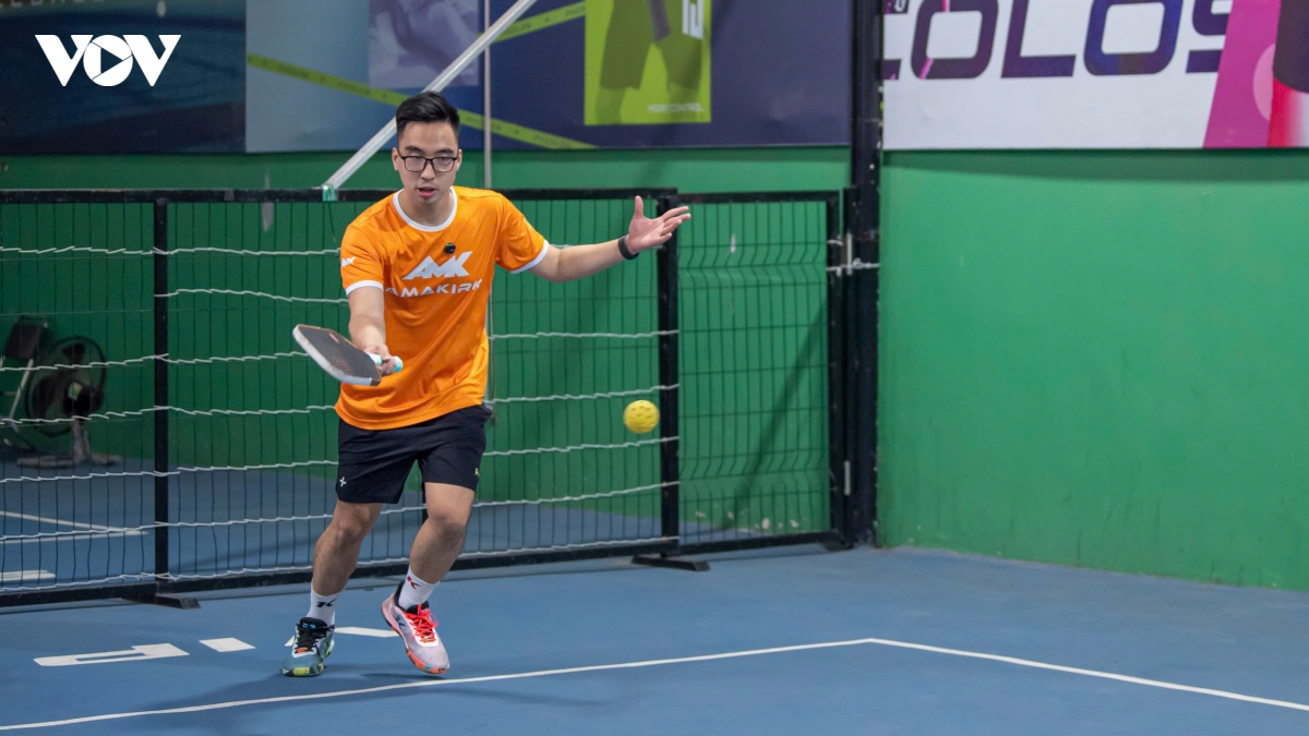 3 điểm khác biệt của Newbie và Trình khá ở cách di chuyển lên bếp trong Pickleball